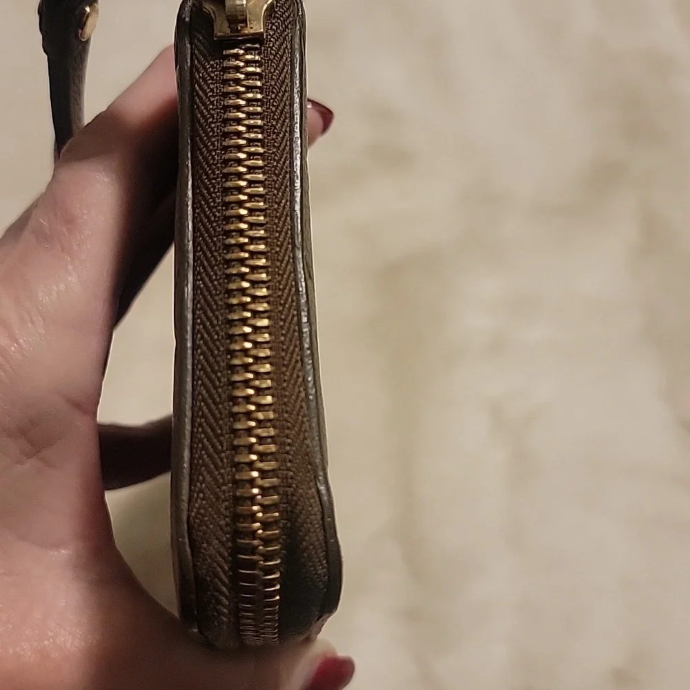Louis Vuitton Brown Monogram Wallet - Picture 7 of 9